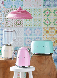 Blender_panna_kettle_pastel_pink_toaster_pastel_green retro tiny home appliances 